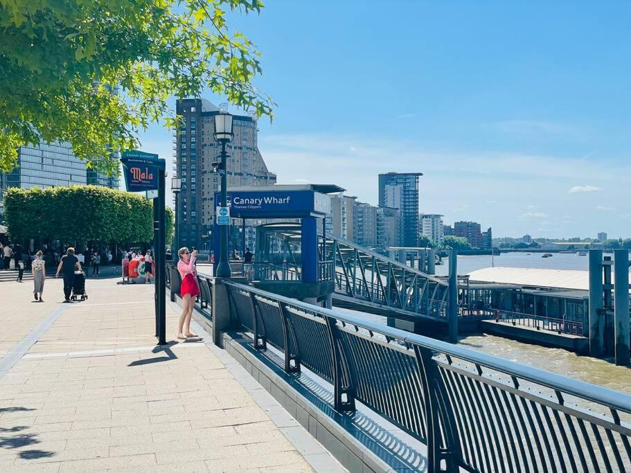 Canary Wharf Luxury Apartment London Exterior photo